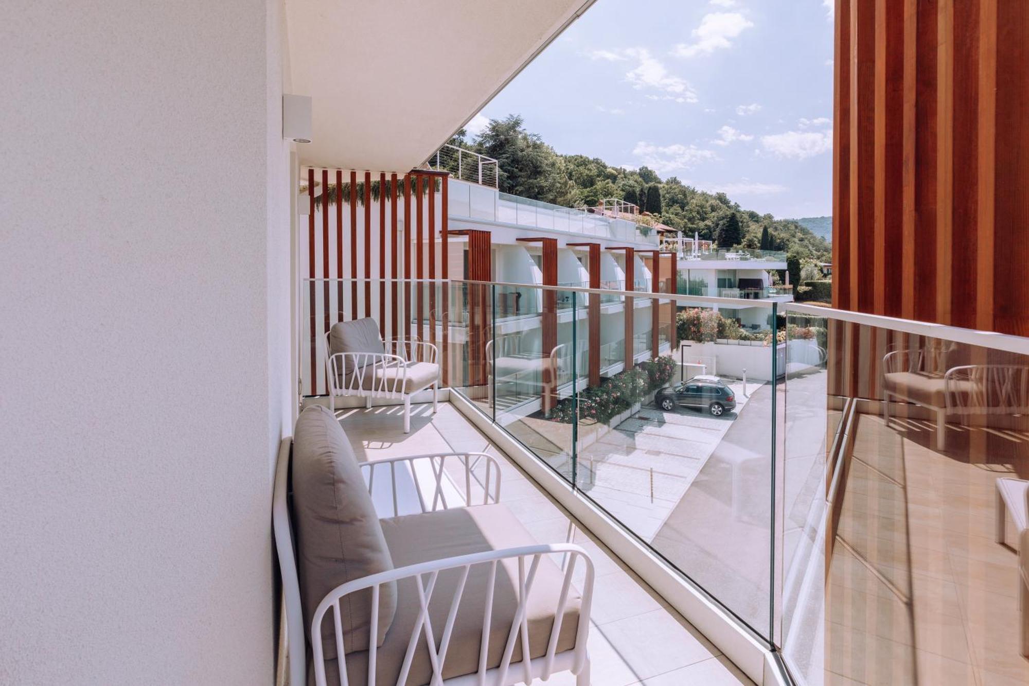 Ah Porticcioli Boutique Apartments 산펠리체델바나코 외부 사진